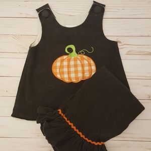 Castles & Crowns Girls 3T Pumpkin Applique outfit